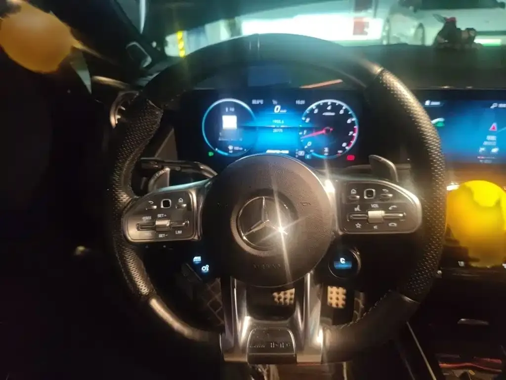 Mercedes-Benz GLA AMG — фото 10