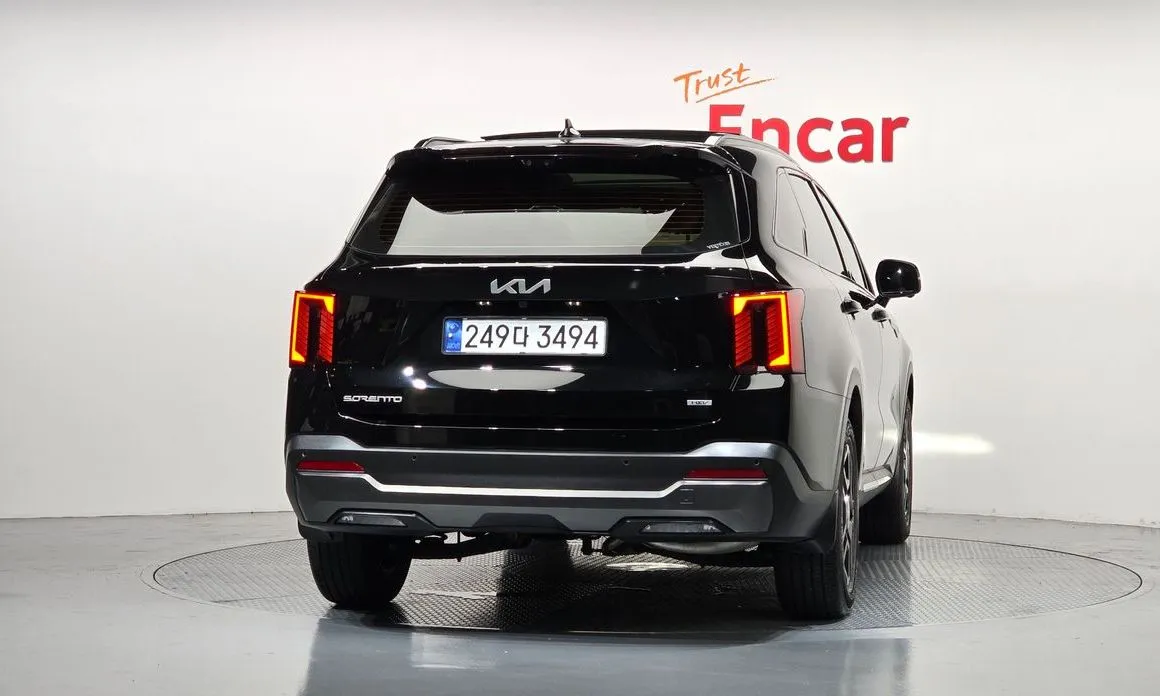 Kia Sorento — фото 3