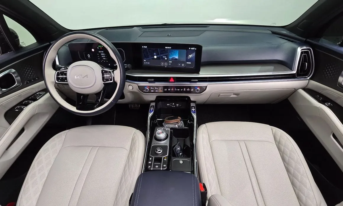 Kia Sorento — фото 9
