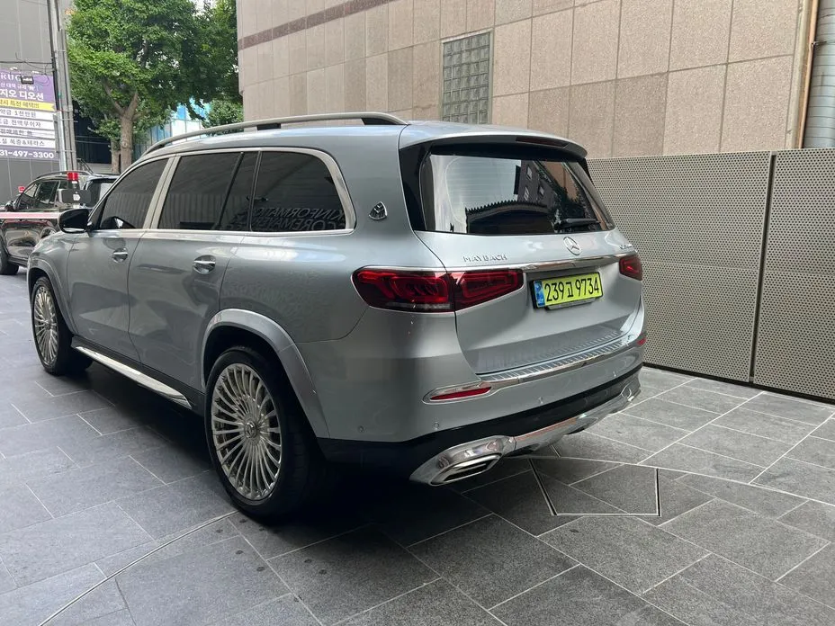 Mercedes-Benz GLS-Class — фото 9