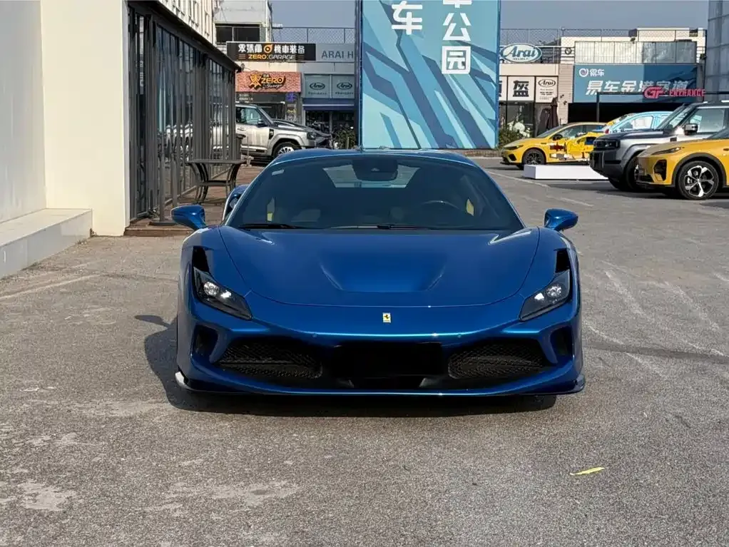 Ferrari F8 — фото 7