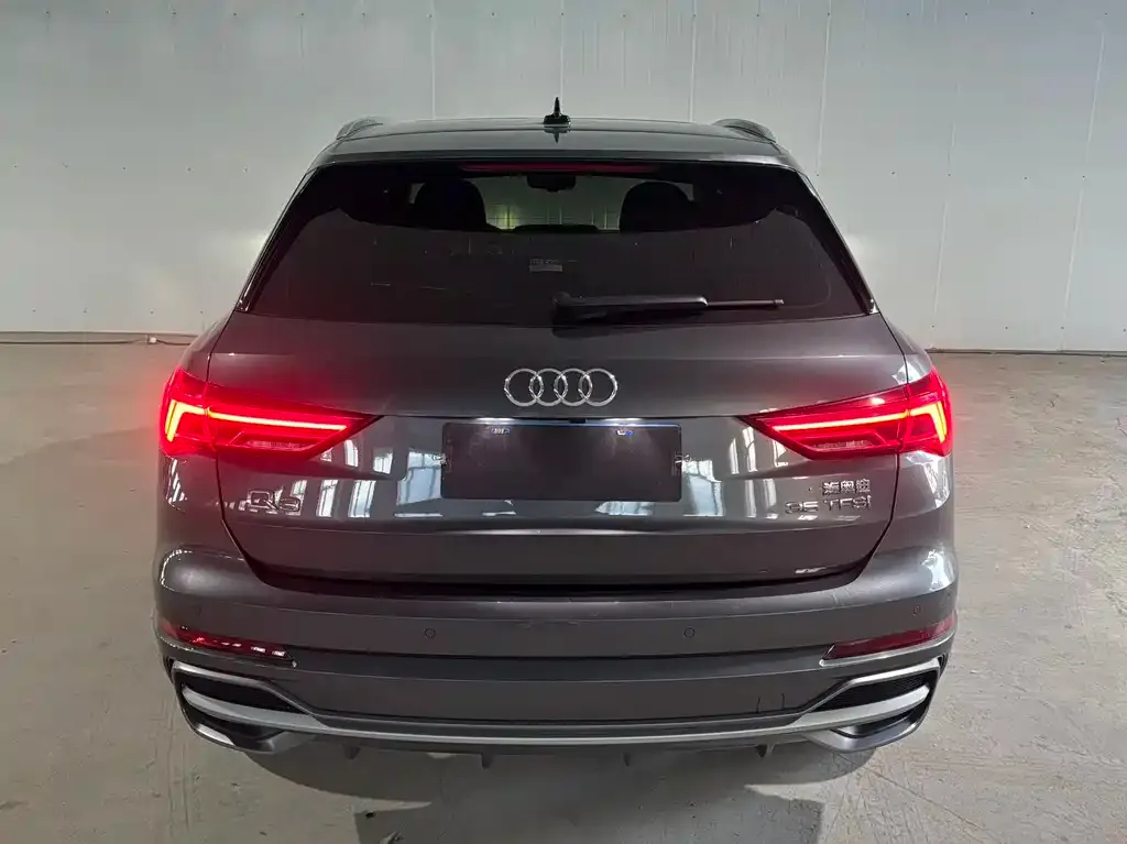 Audi Q3 — фото 4