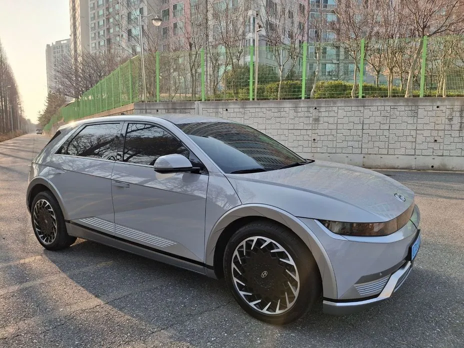 Hyundai Ioniq5 — фото 2