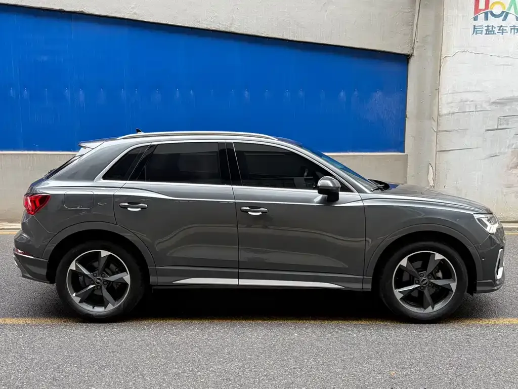 Audi Q3 — фото 6