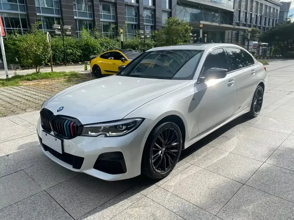 BMW 3 Series — фото 1
