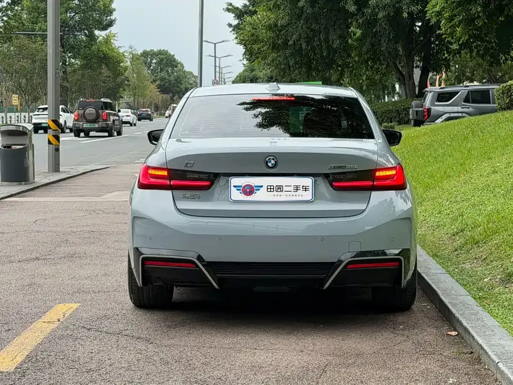 BMW i3 — фото 10