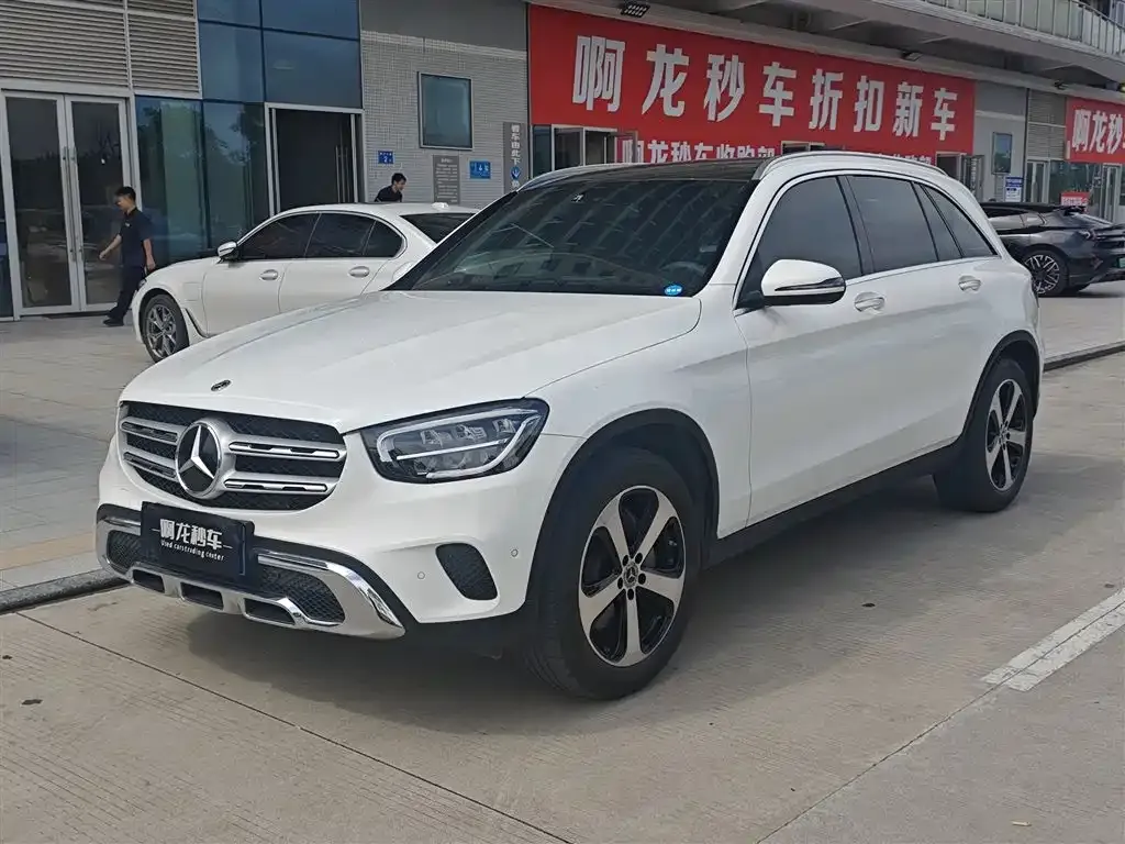 Mercedes-Benz GLC — фото 1