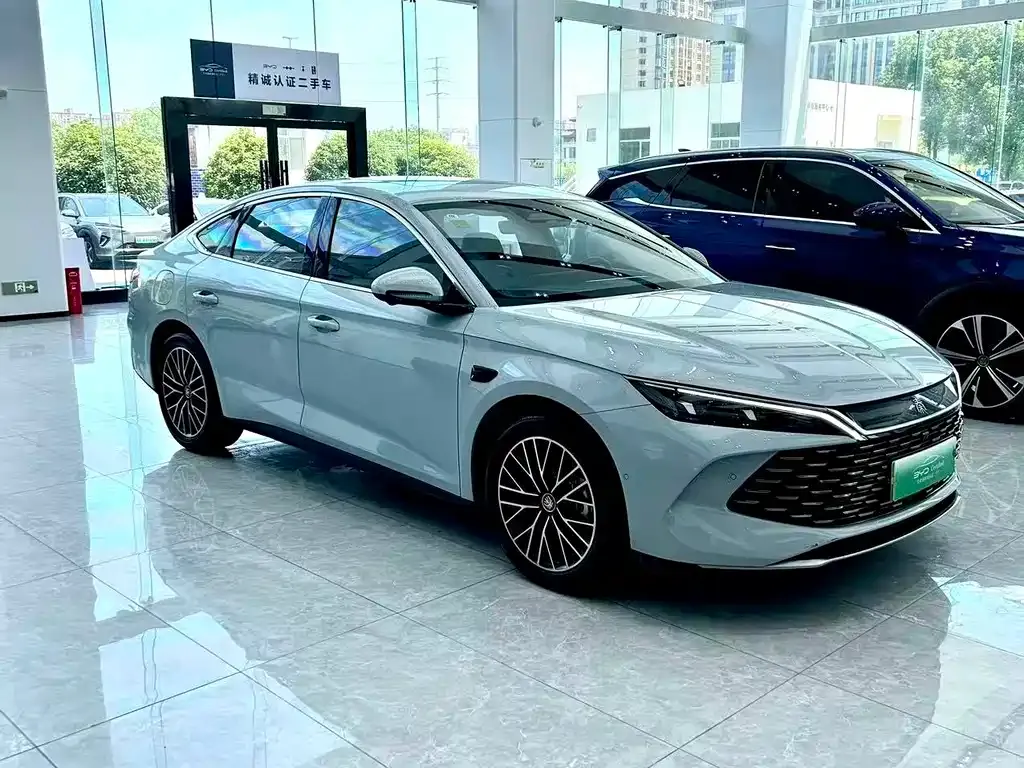 BYD Qin L — фото 9
