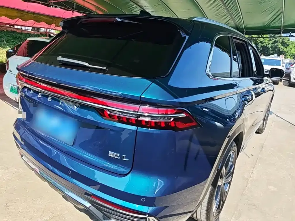 Geely Xingyue L — фото 9