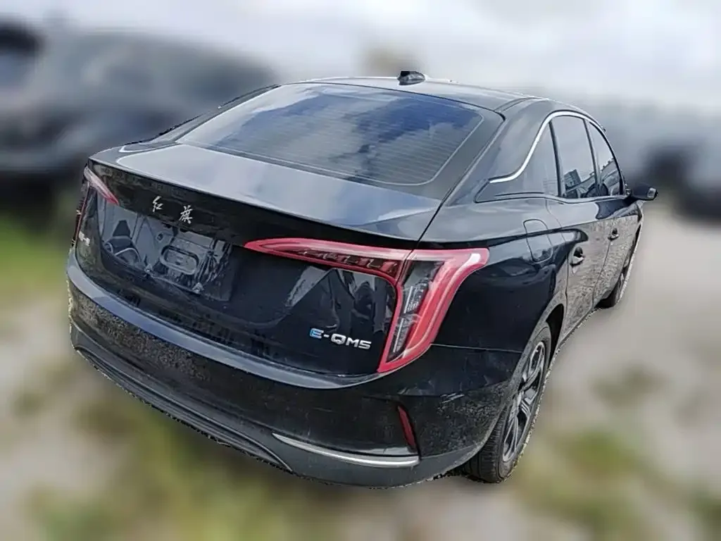 Hongqi E-QM5 — фото 3