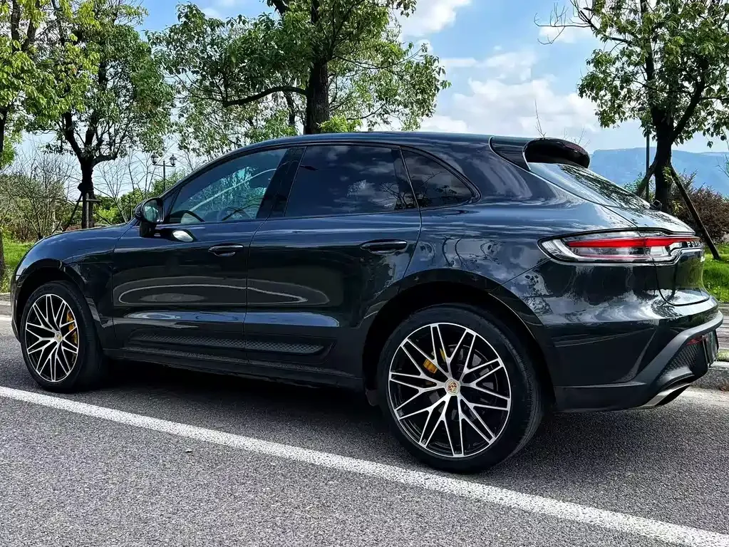 Porsche Macan — фото 8