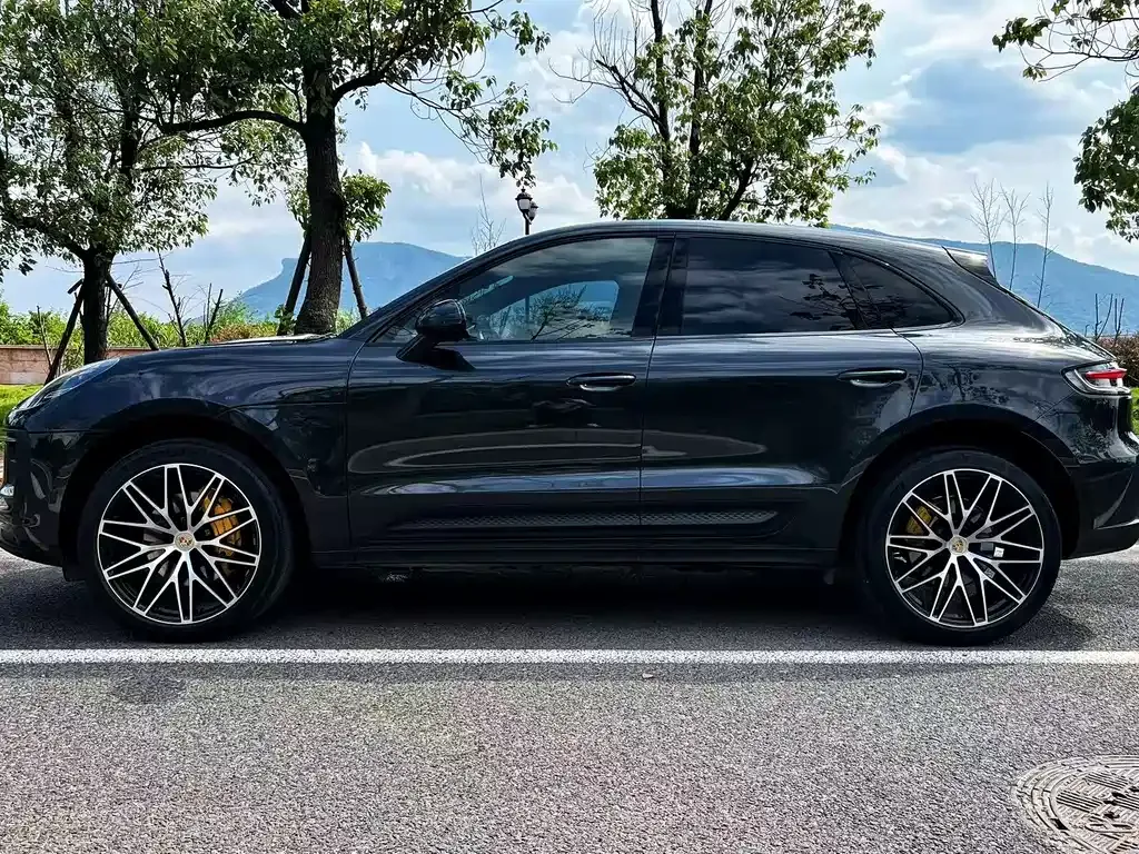 Porsche Macan — фото 9
