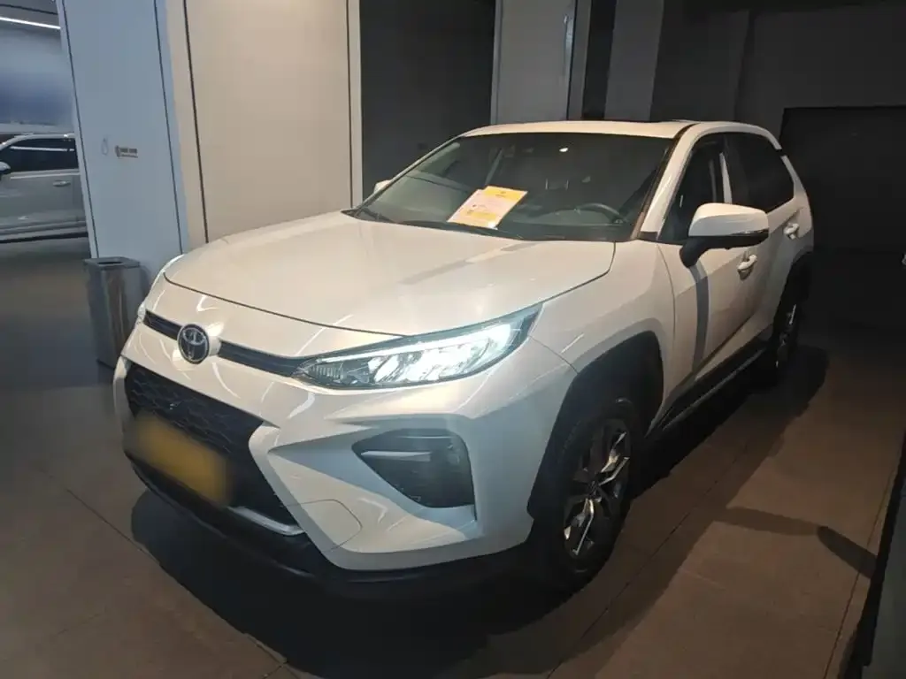 Toyota Wildlander — фото 1