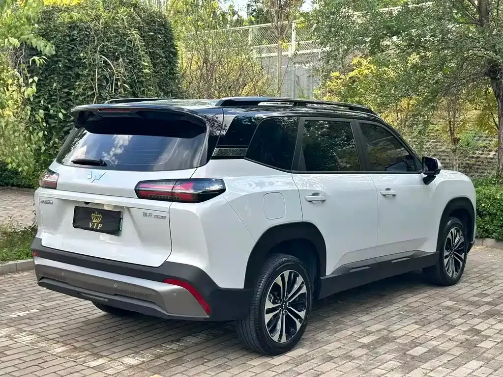 Wuling Xingguang 560 New Energy — фото 10