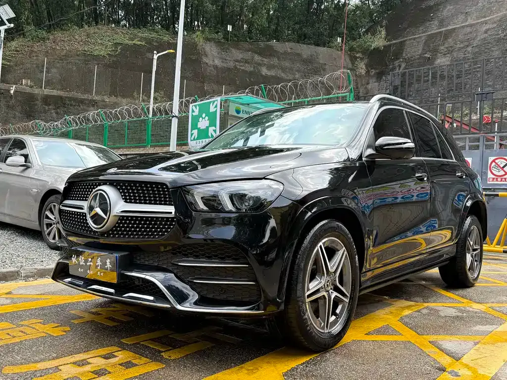 Mercedes-Benz GLE (Import) — фото 1