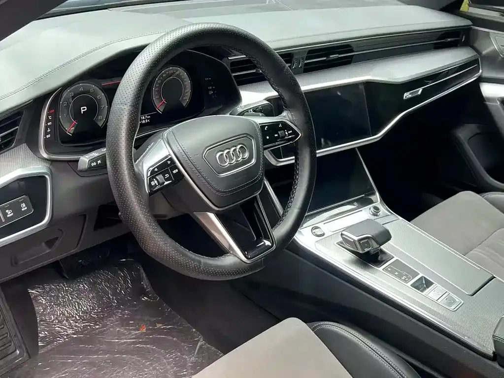 Audi A6L — фото 2