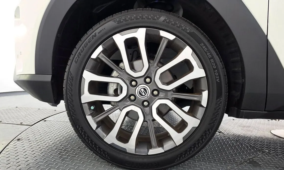KG Mobility (Ssangyong) Torres — фото 8