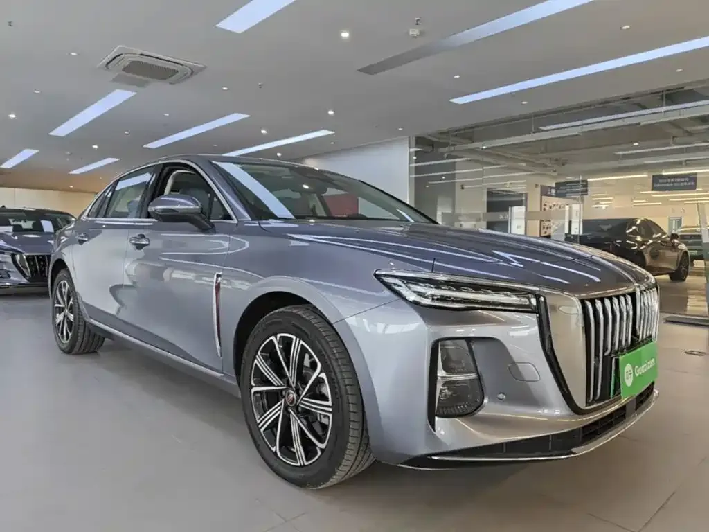 Hongqi H5 PHEV — фото 10