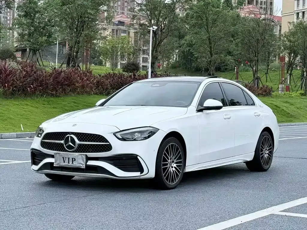 Mercedes-Benz C-Class — фото 1