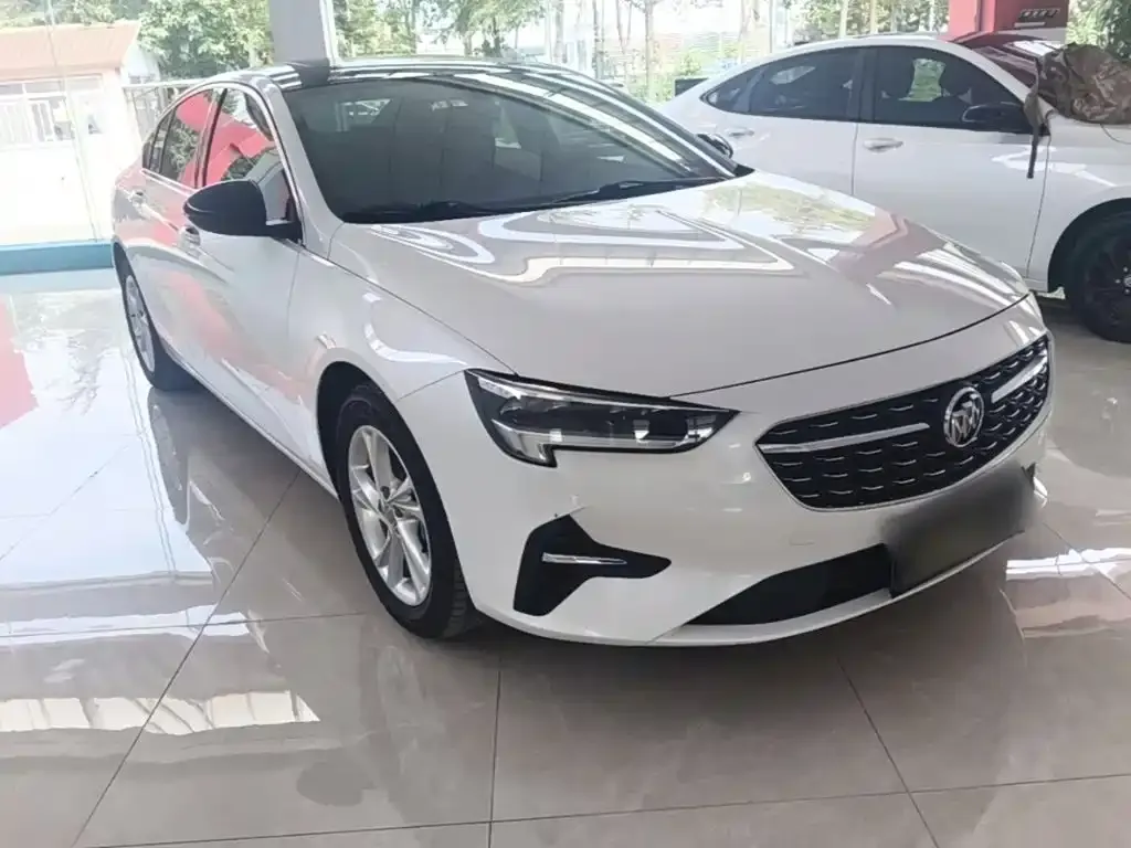 Buick Regal — фото 10