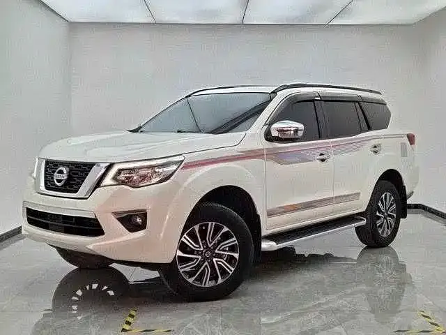 Nissan Terra — фото 1