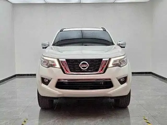 Nissan Terra — фото 2