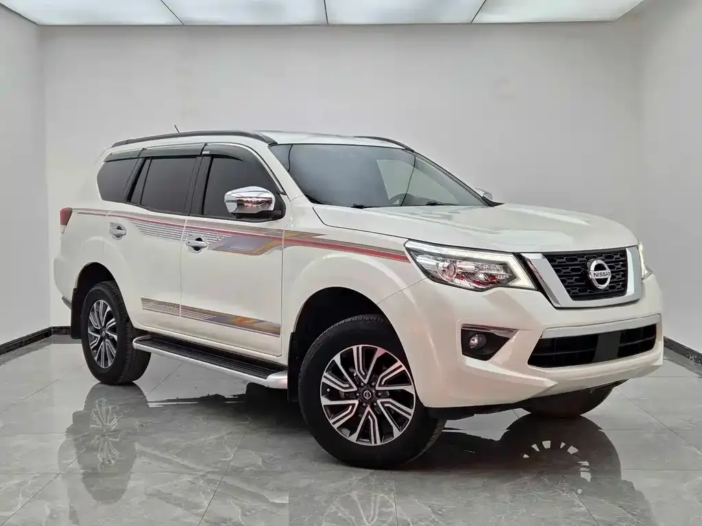 Nissan Terra — фото 6