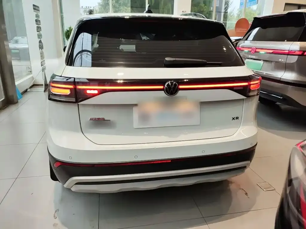 Volkswagen Tharu — фото 10