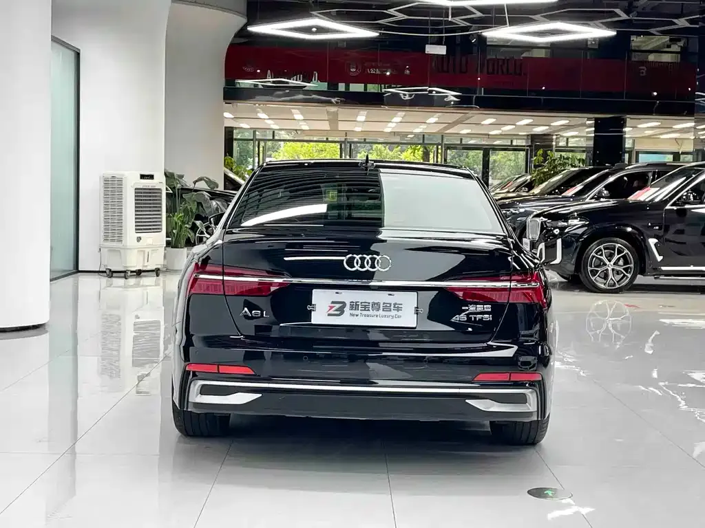 Audi A6L — фото 10
