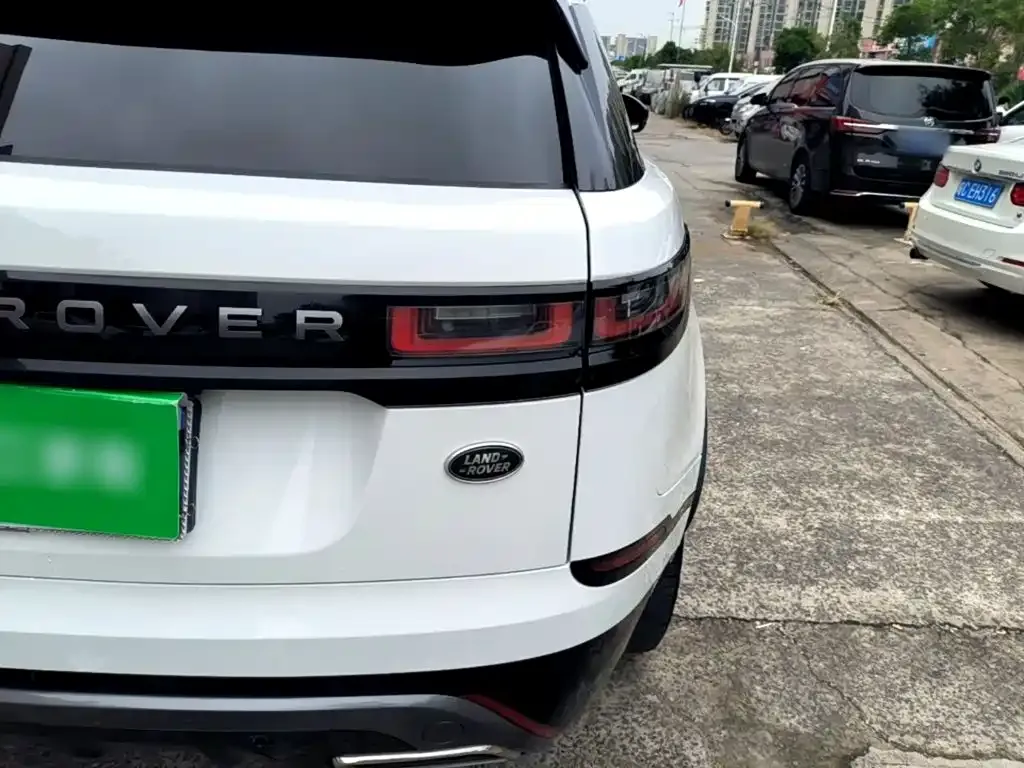 Land Rover Velar — фото 7
