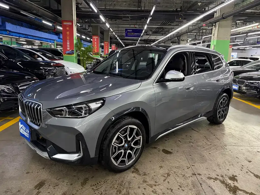 BMW X1 — фото 1