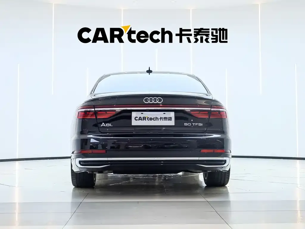 Audi A8 — фото 2