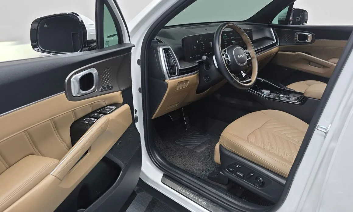 Kia Sorento — фото 8