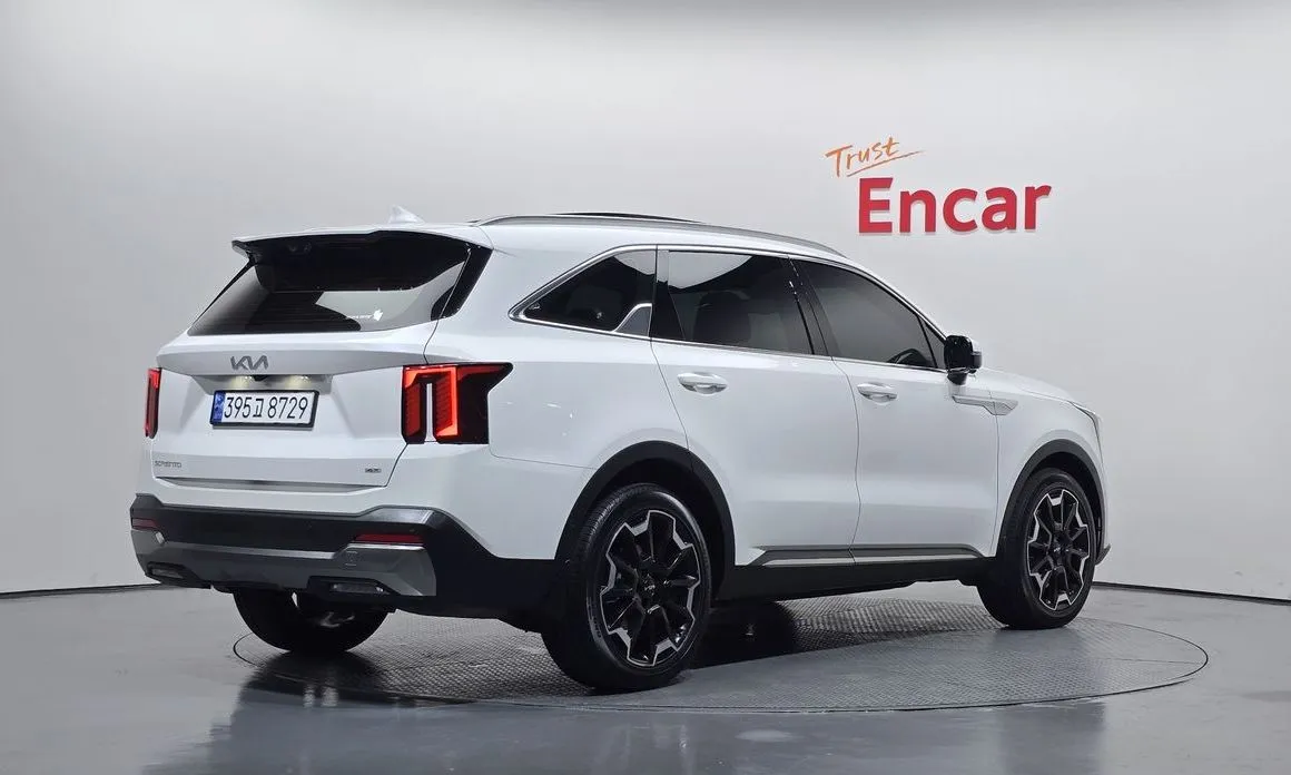 Kia Sorento — фото 3