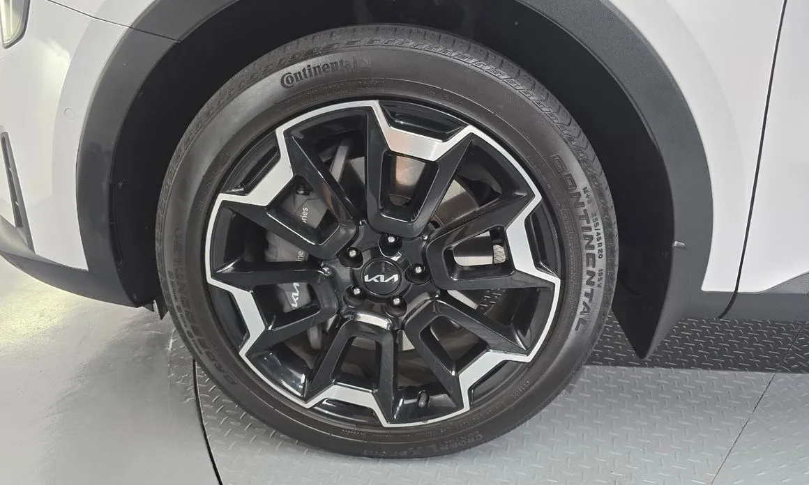 Kia Sorento — фото 7
