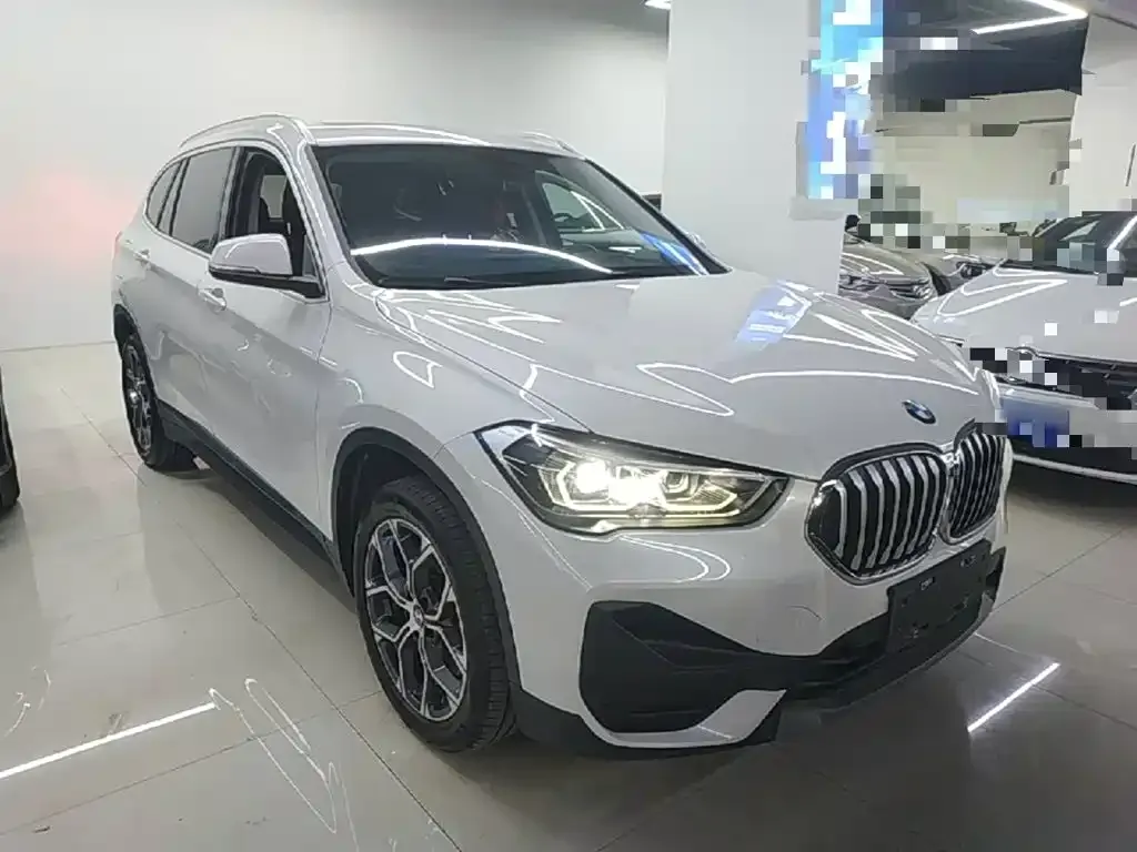 BMW X1 — фото 6