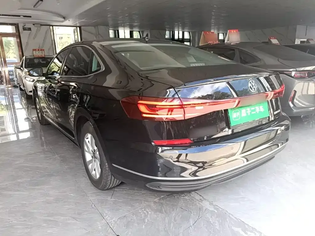 Volkswagen Passat — фото 3