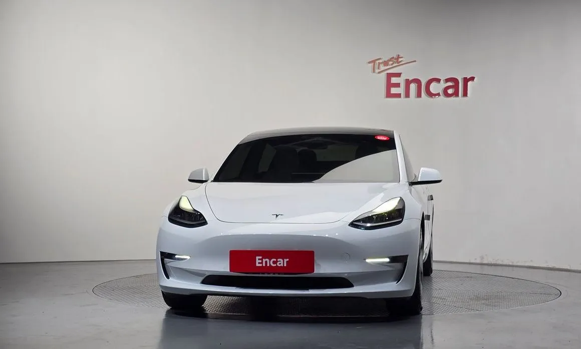 Tesla Model 3 — фото 6