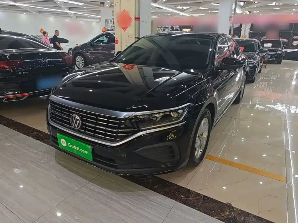Volkswagen Passat — фото 1