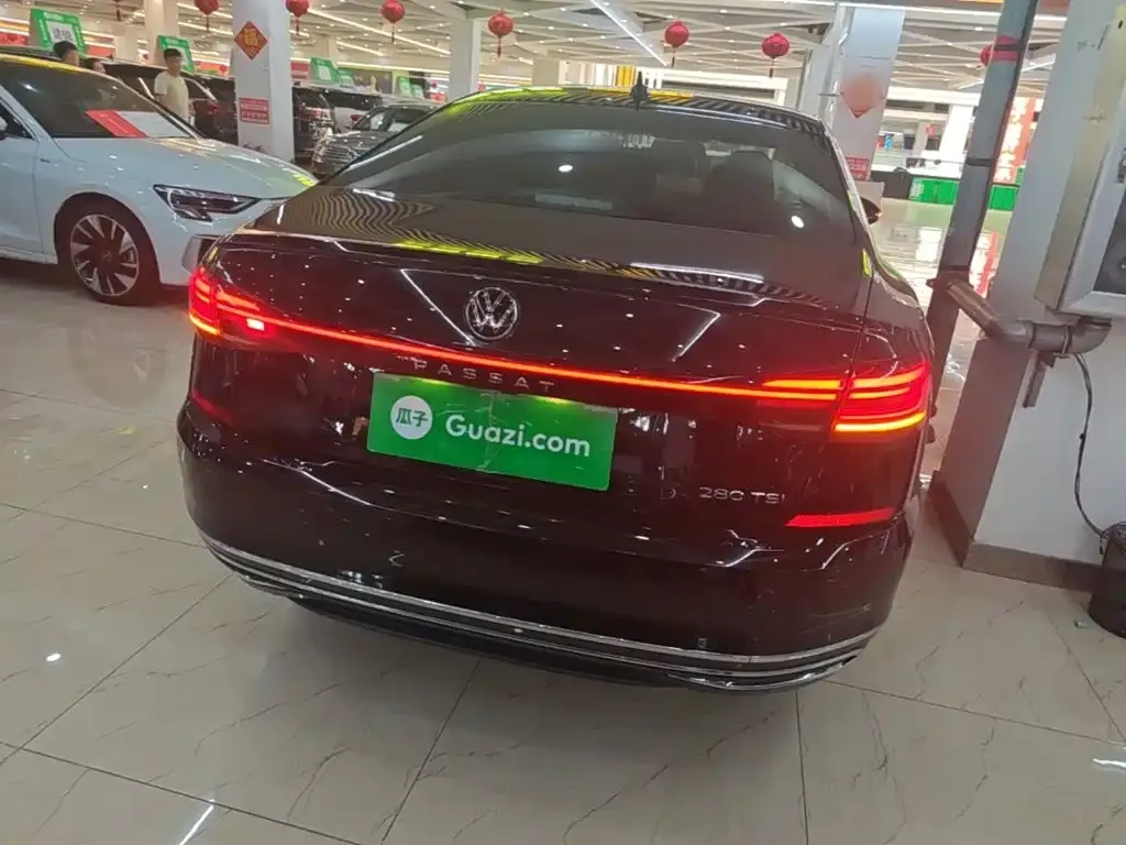 Volkswagen Passat — фото 7