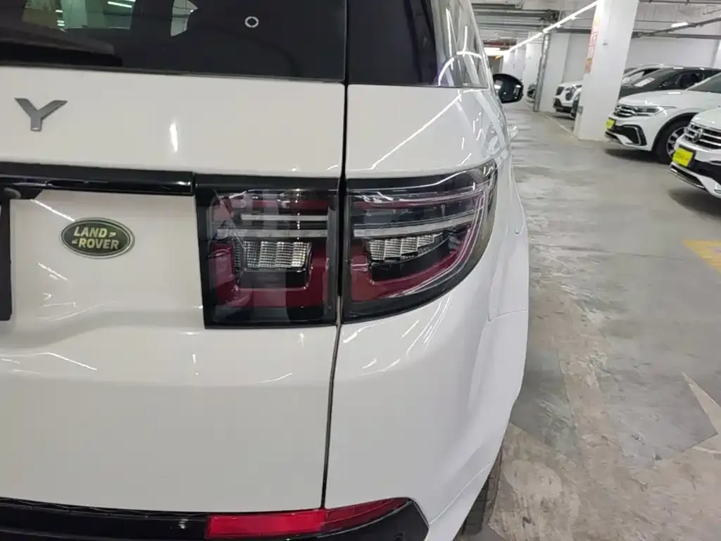 Land Rover Discovery Sport — фото 2