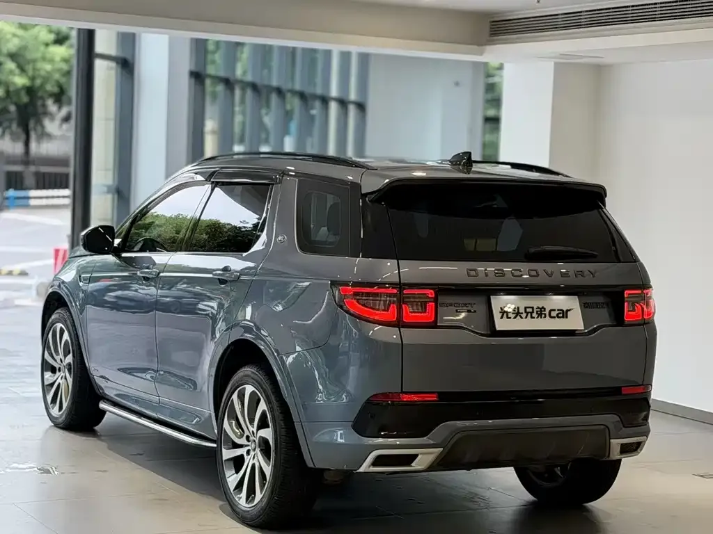 Land Rover Discovery Sport — фото 2