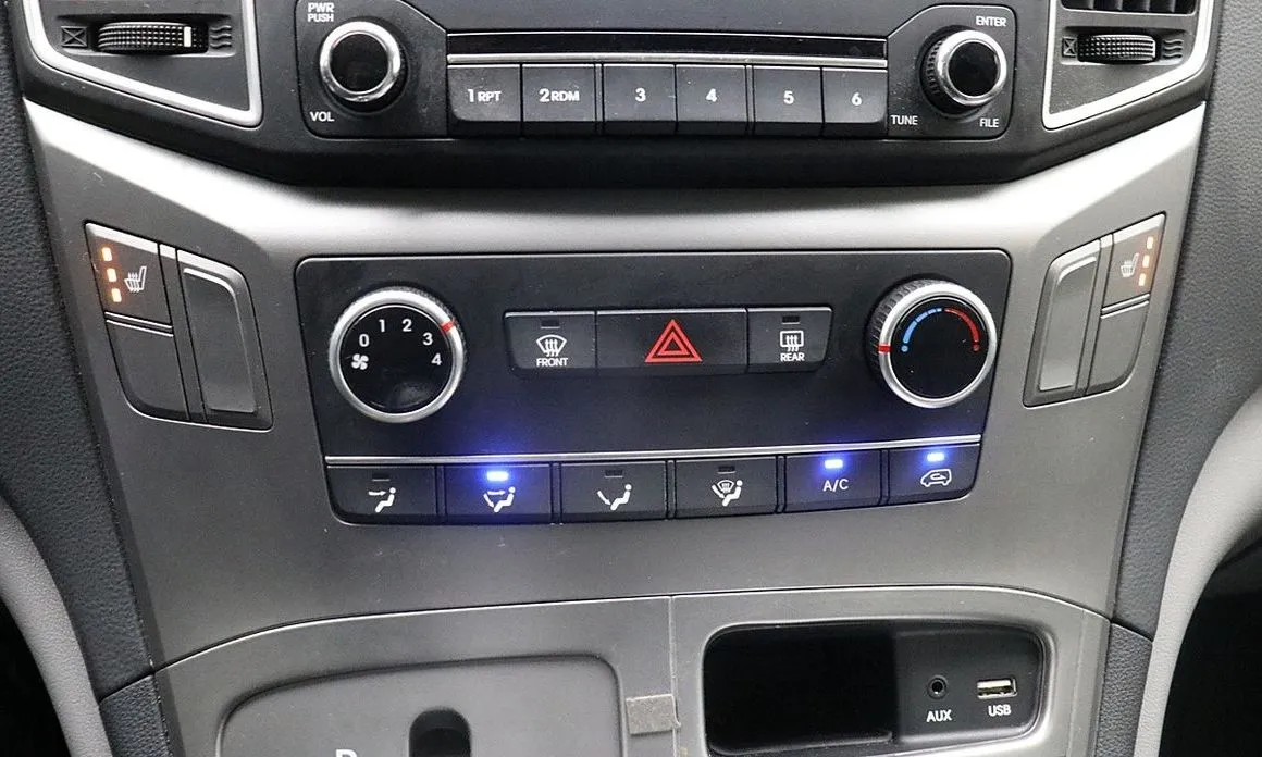 Hyundai Starex — фото 10