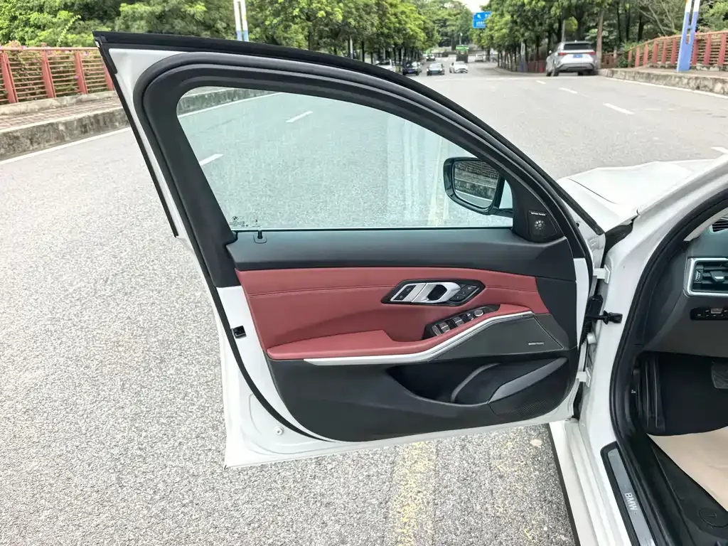 BMW i3 — фото 10