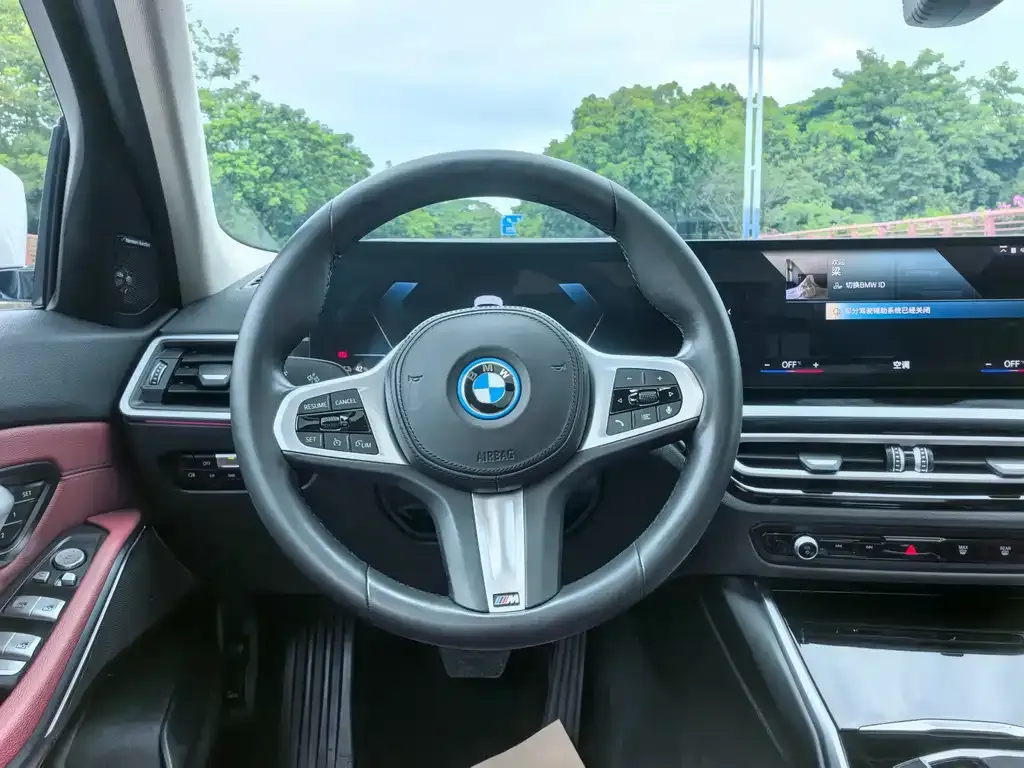 BMW i3 — фото 3