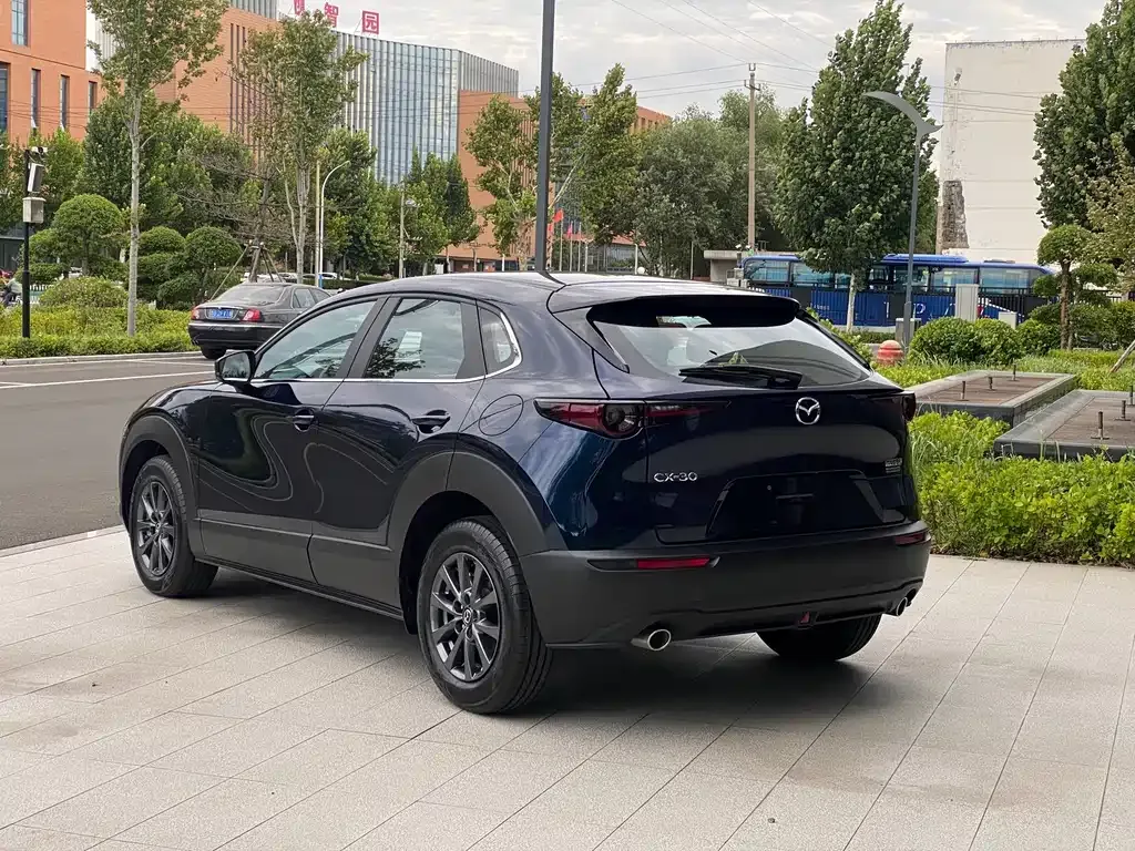 Mazda CX-30 — фото 7