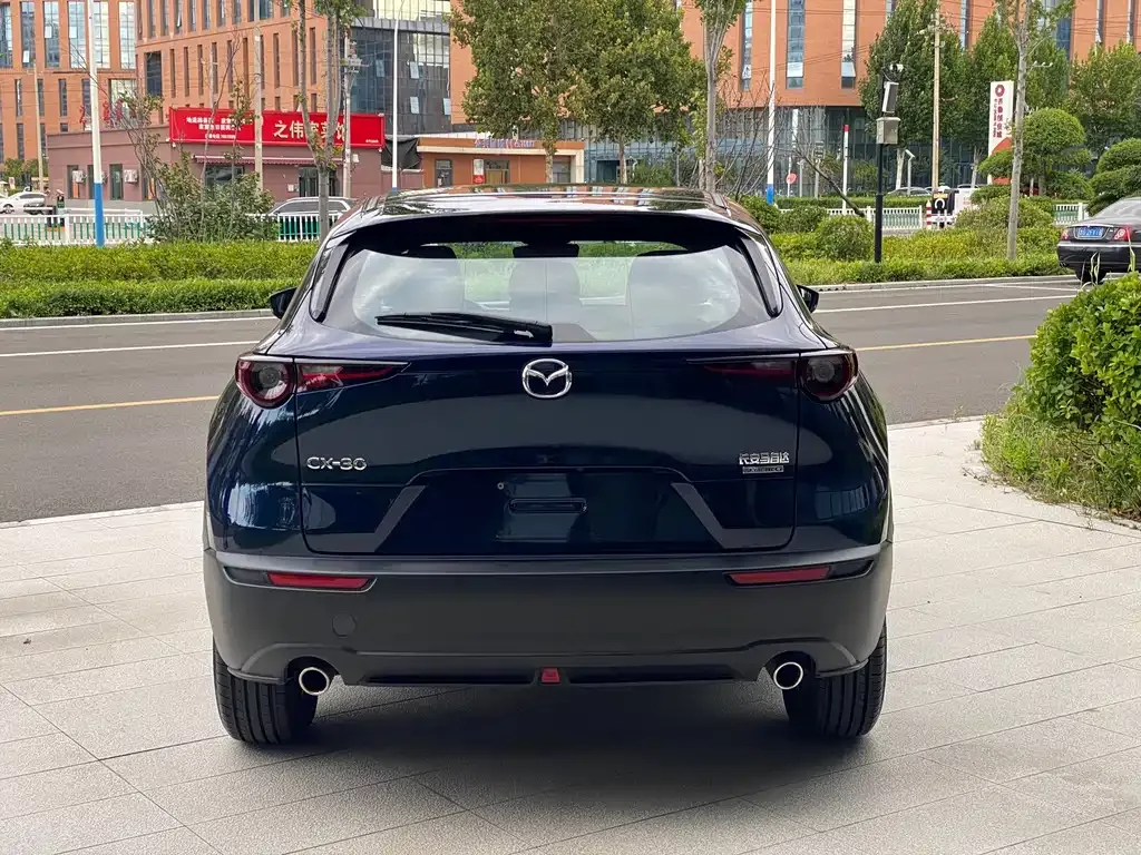 Mazda CX-30 — фото 9
