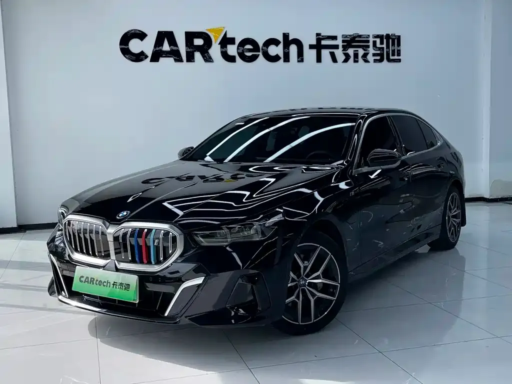 BMW i5 — фото 1
