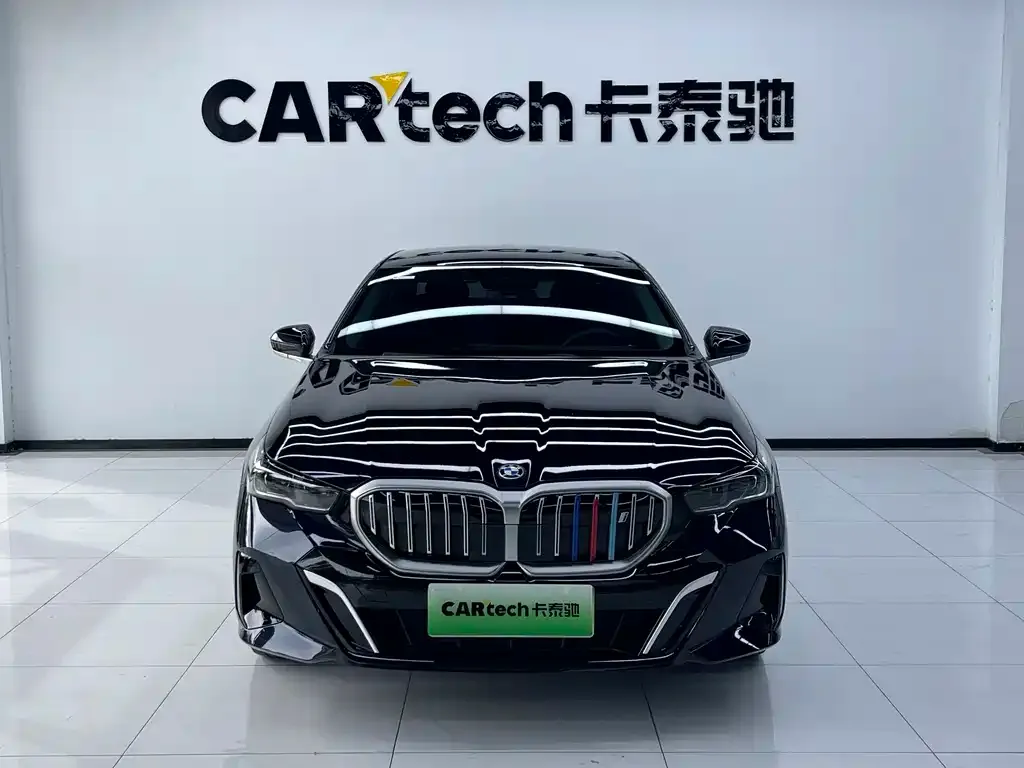 BMW i5 — фото 4