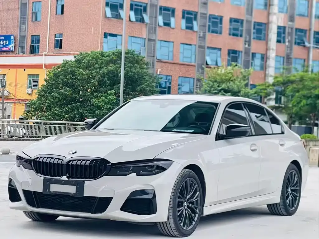 BMW 3 Series — фото 1